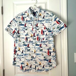 J CREW Men’s Short Sleeve Sailboat Print button down